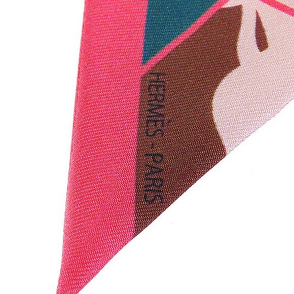 Pre-Loved Hermes En Desordre Silk Twilly Scarf - Picture 8 of 9